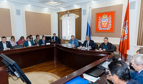 Совет Заксоба заслушал информацию регионального Минюста